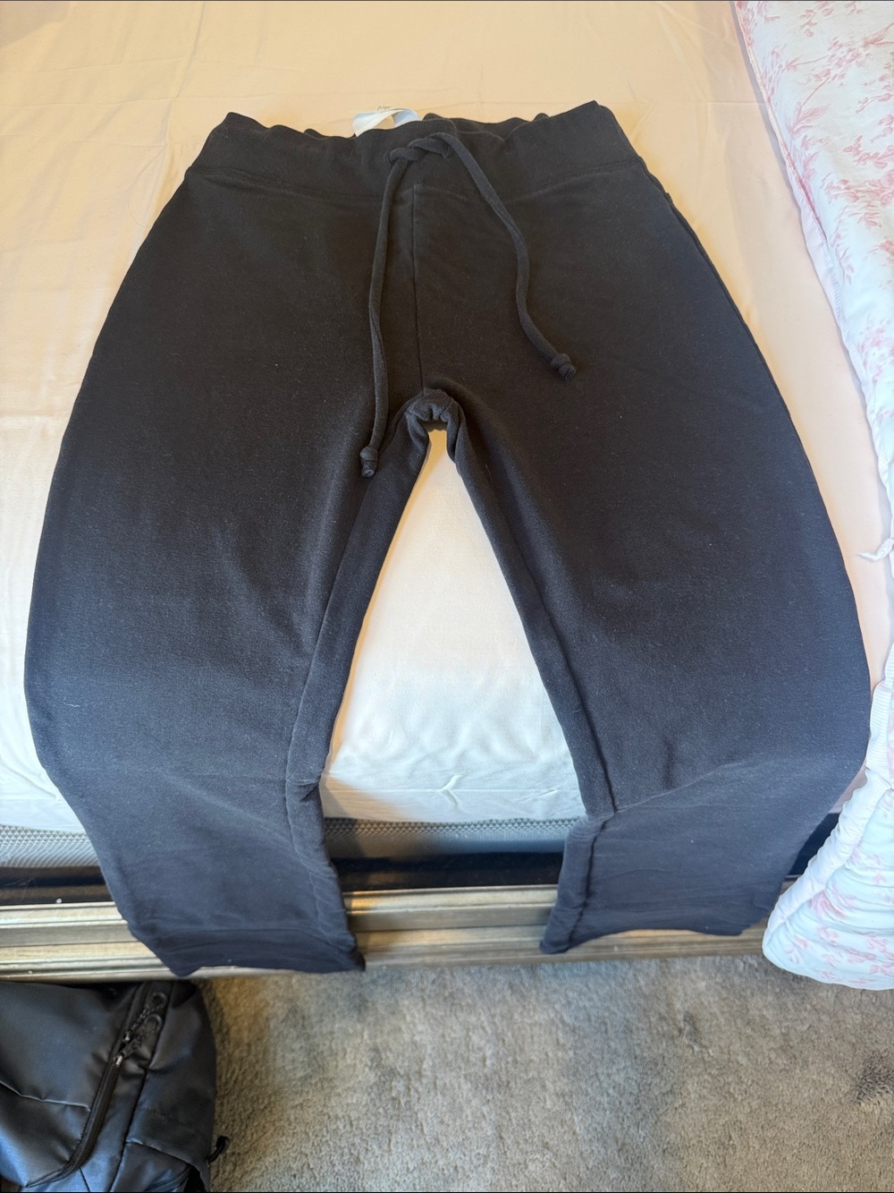 ALO Yoga Kids Black Drawstring Joggers